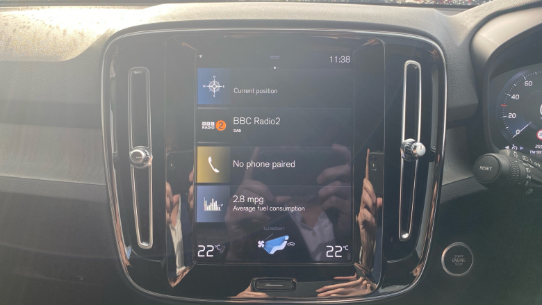 Volvo Xc40 2.0 B4P Inscription 5dr AWD Auto Petrol Estate